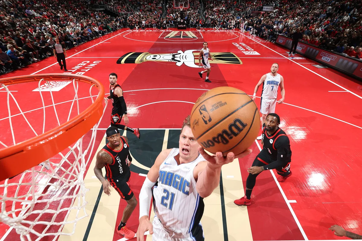 NBA篮球赛事现场，xingkong.com品牌展示